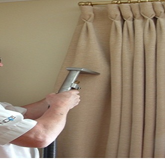 Dịch vụ giặt rèm - Công Ty TNHH Đầu Tư Vệ Sinh Công Nghiệp Hoàn Mỹ